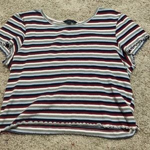 American eagle tshirt with cute ruffles